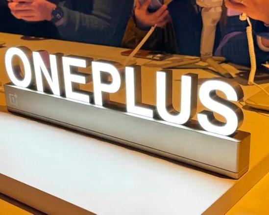 OnePlus обещает, что новая батарея Glacier сохранит 80% ёмкости после четырех лет использования / Питание и аккумуляторы / iXBT Live